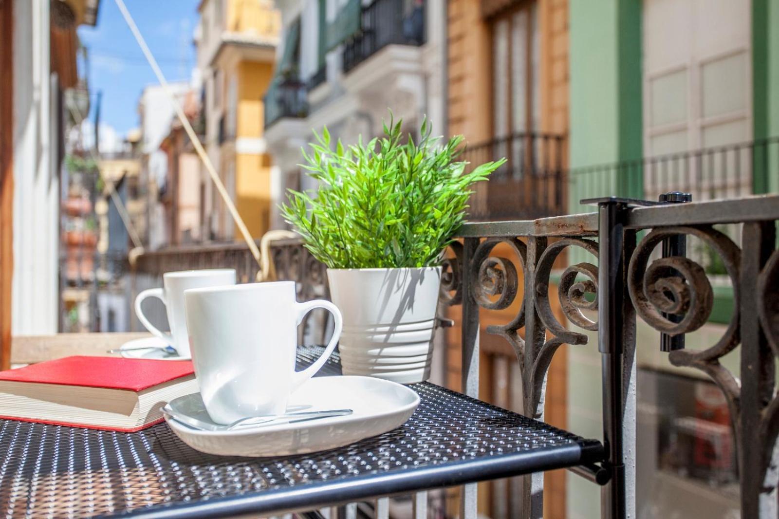 Modern Flat By Mercado Central In Ciutat Vella บาเลนเซีย ภายนอก รูปภาพ