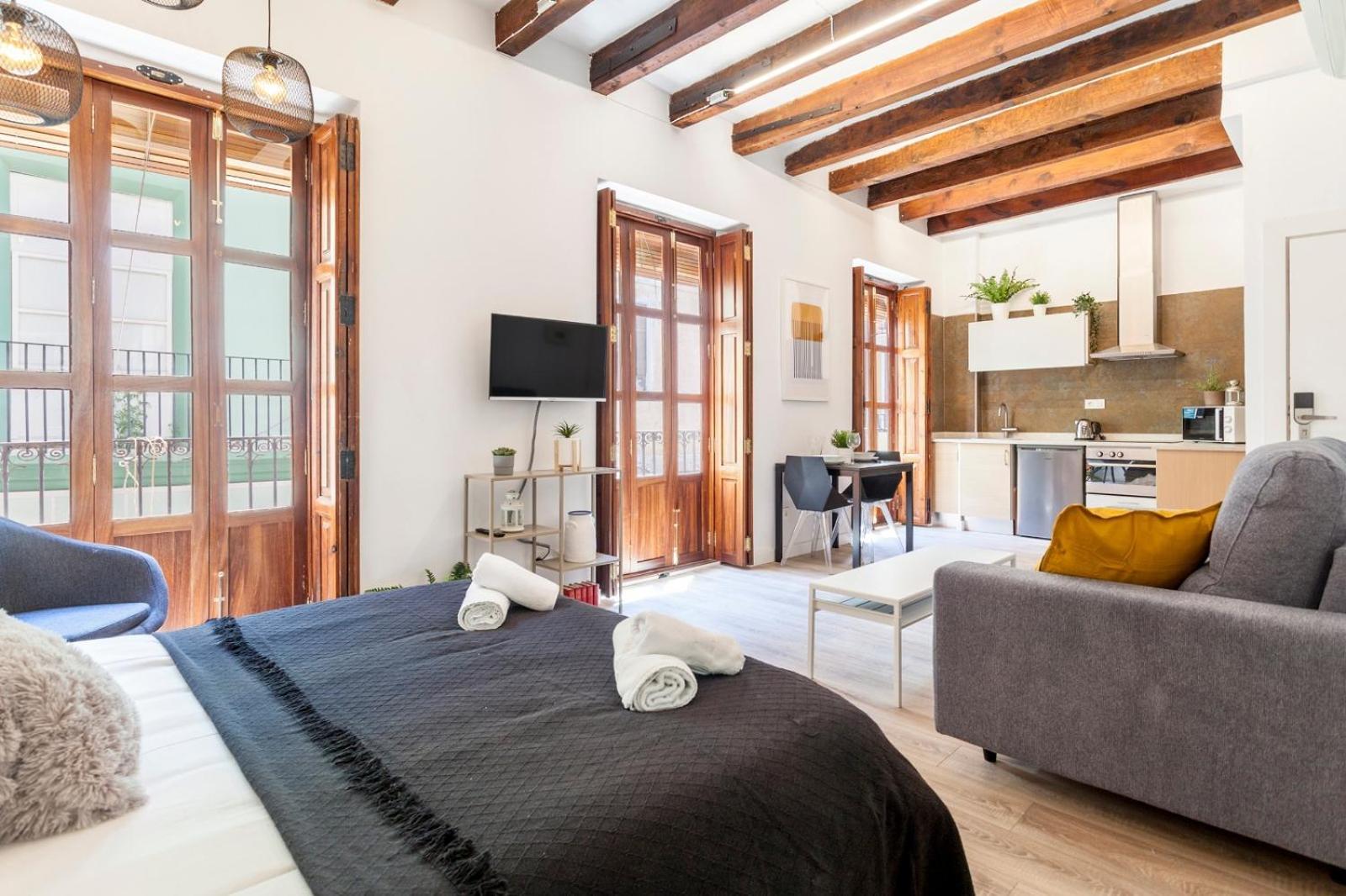 Modern Flat By Mercado Central In Ciutat Vella บาเลนเซีย ภายนอก รูปภาพ