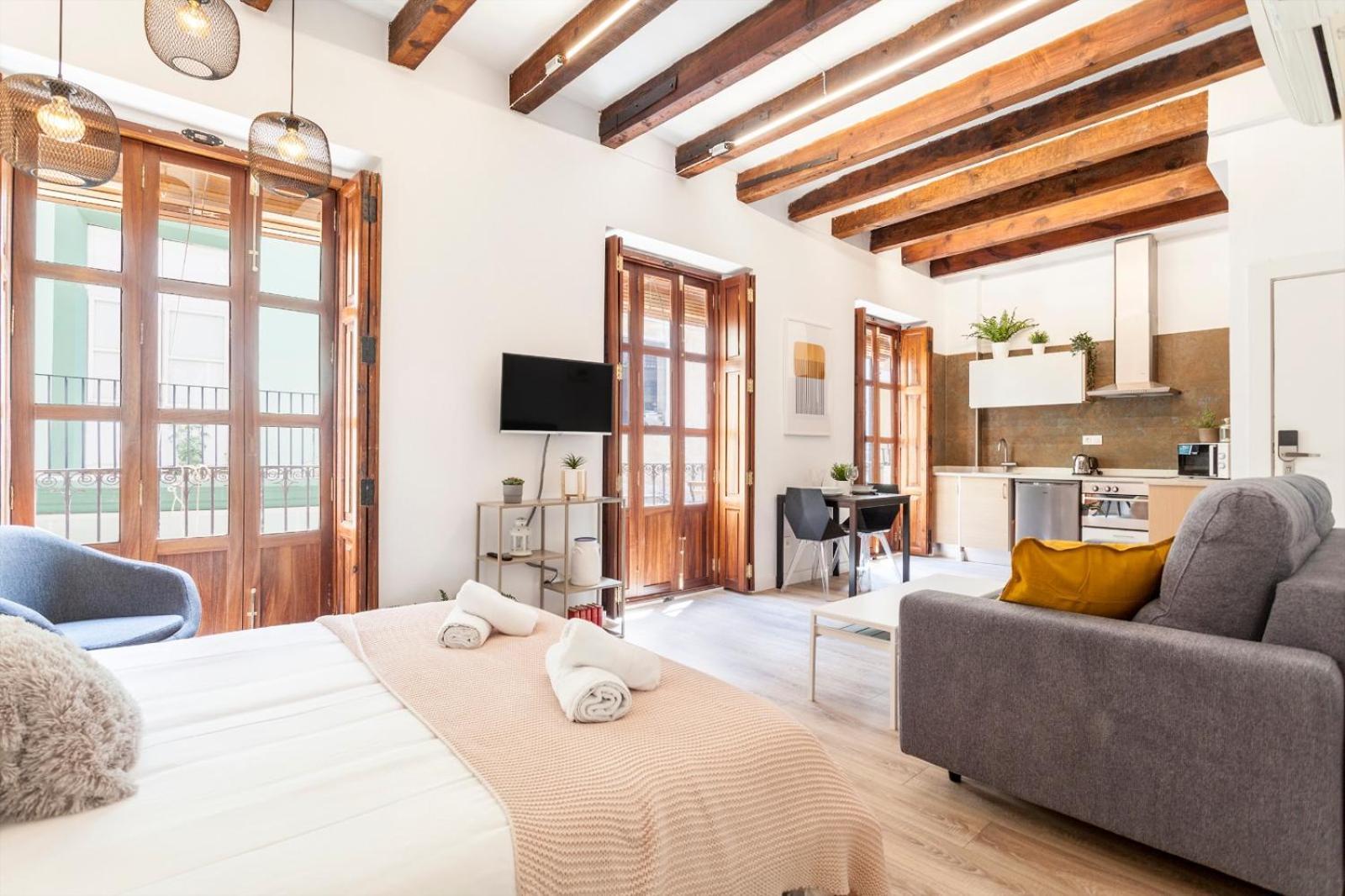 Modern Flat By Mercado Central In Ciutat Vella บาเลนเซีย ภายนอก รูปภาพ
